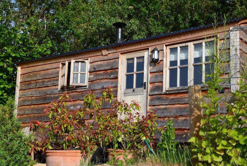 Luxury, Rural Shepherds Hut With Hot Tub Nr Bath 브리스틀 외부 사진